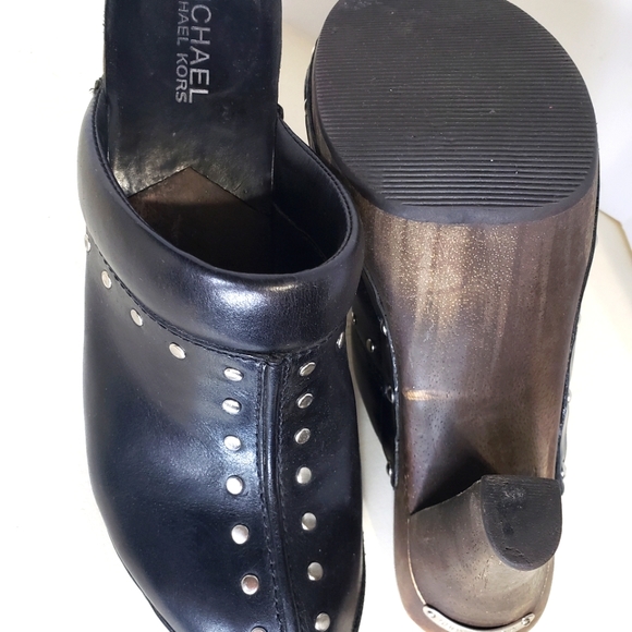 Michael Kors Black Leather Mules Heels Clogs Studded Shoes Size 7.5 - Picture 6 of 6